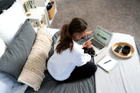 overhead-home-office-laptop-scene-los-angeles