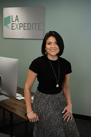 logistics-professional-office-portrait-los-angeles