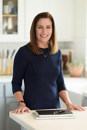 woman-standing-at-kitchen-counter-los-angeles