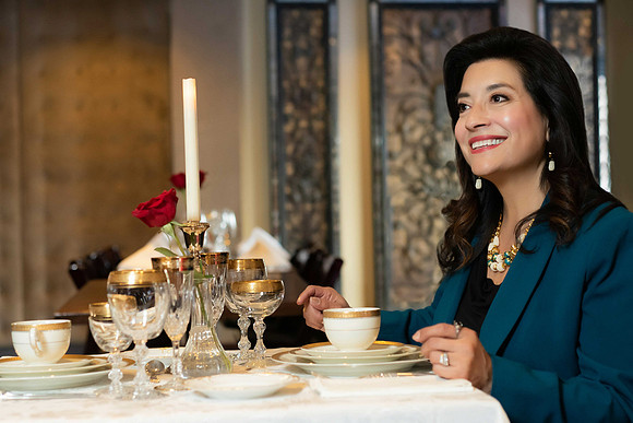 hospitality-branding-portrait-at-tea-table-los-angeles